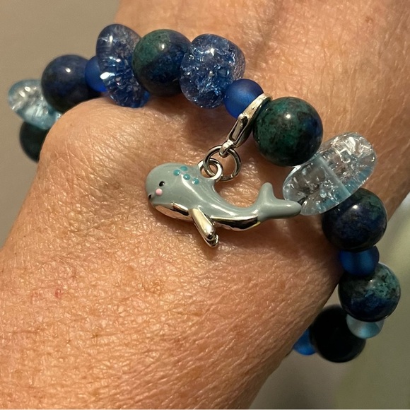 Jewelry - Blue Beaded Stretch Bracelet with Whale Charm